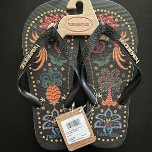 havaianas farm rio flip flops.